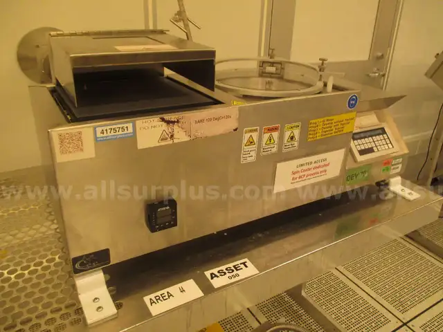 Cee / Brewer Science 100CB Spin Coater / Hotplate