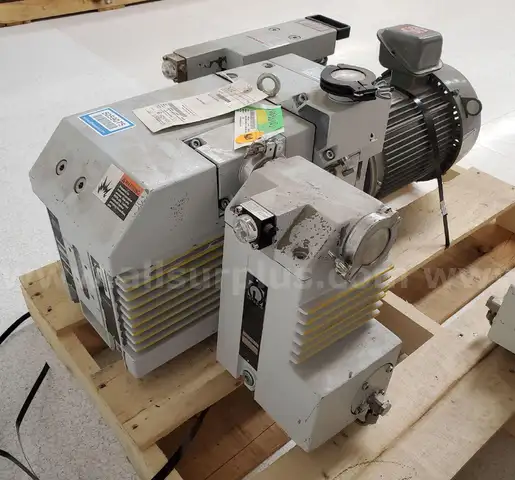 Leybold D65BCS Vacuum Pump