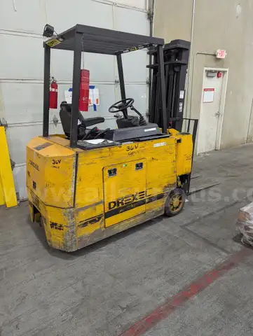 Drexel SLT30 Forklift