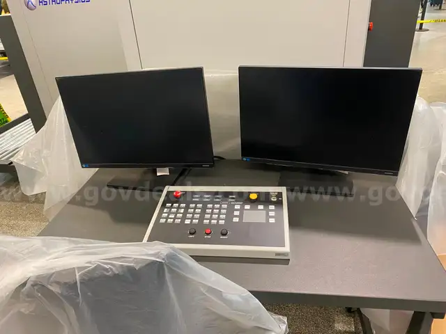 X-Ray Machine and Monitors