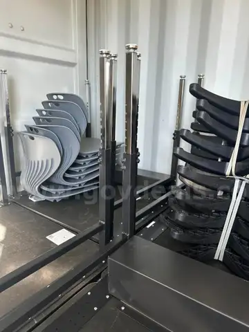 Lot of (7) roller chairs