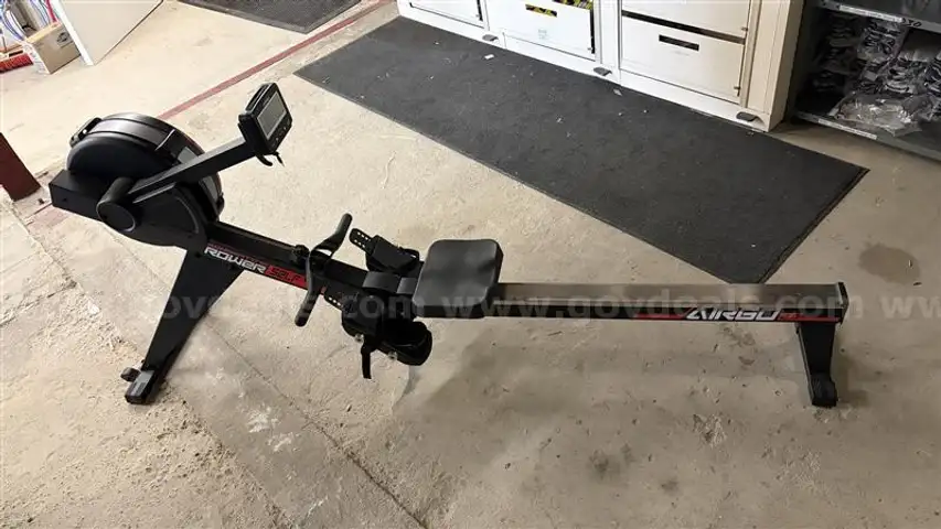 AIRGO ROWING MACHINE