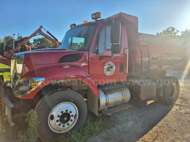 2010 International 7400