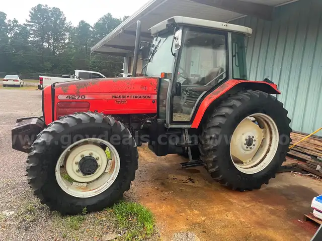 2000 Masset Ferguson 4270