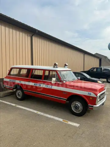 1970 Chevrolet C-20 3-Door Suburban -- VINTAGE/ORIGINAL