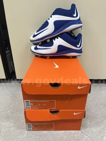 2 Pair Nike Baseball Cleats Size 9M