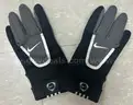 8 Pairs of Nike gloves