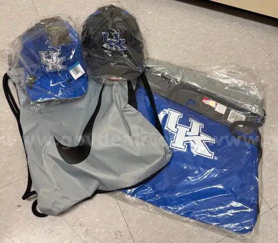 2 Drawstring bags and 2 Hats