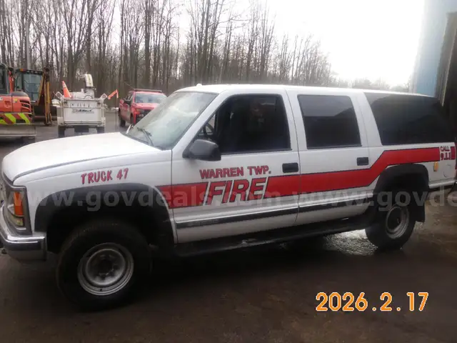 1999 Chevrolet Suburban  SEE VIDEO!!!