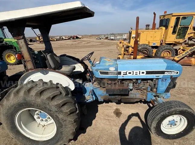 1995 Ford Tractor 5030