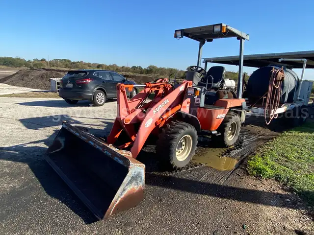 Kubota R420S