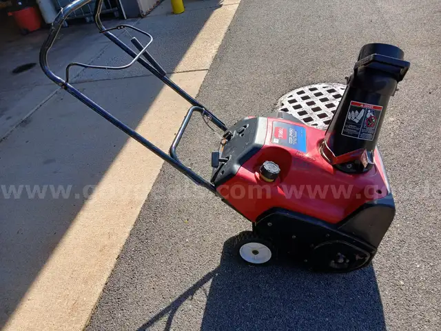 Toro CCR 2450 GTS SnowBlower