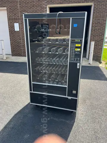 Snackshop Model 113
