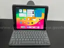 iPad 6th-Gen 32GB Wi-Fi + Cell w/case - Local Pick up Only