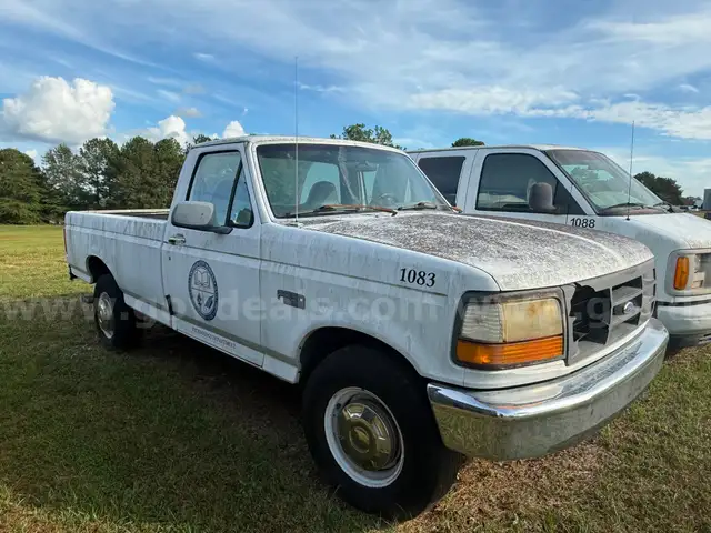 1997 Ford F-250 LD Reg. Cab 2WD