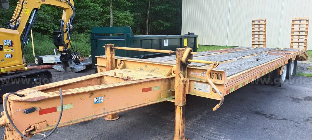 2011 Hudson 8x30 15 Ton Flatbed Trailer