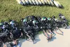 Self contained breathing apparatus harness&#x27; and tanks