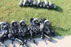 Self contained breathing apparatus harness&#x27; and tanks