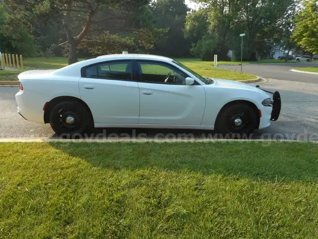2016 Dodge Charger PPV V8 AWD 4-door SEDAN