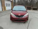 2014 Toyota Sienna LE 4-door Minivan w/Rusty brakes