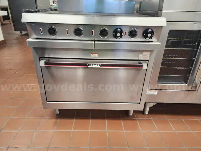Hobart Flat Top Griddle/Stove w/Oven