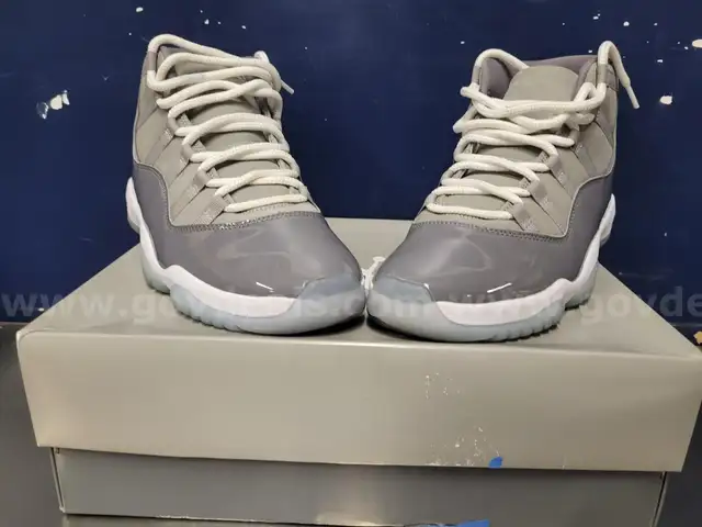 4 Pairs Assorted Shoes