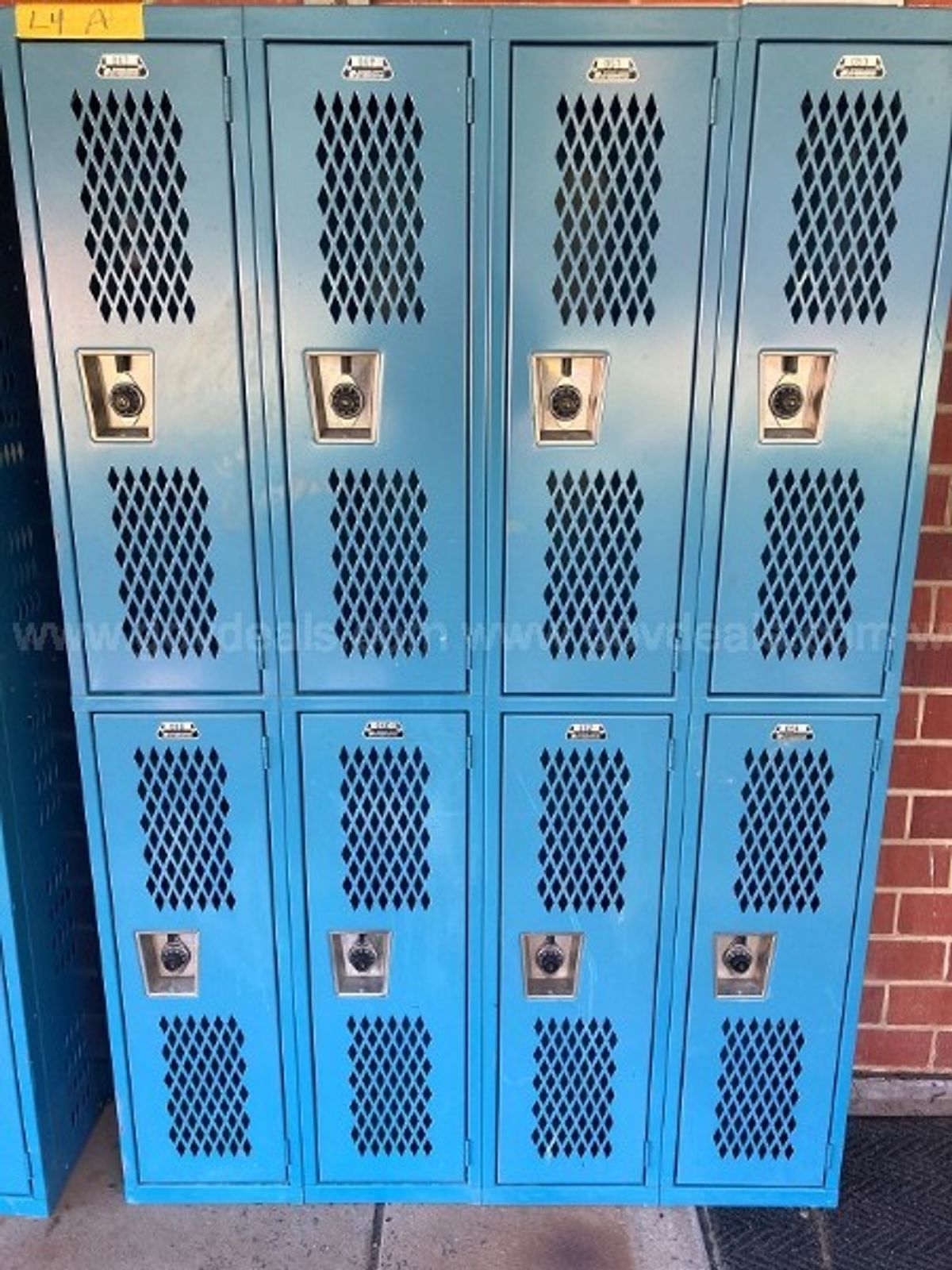 1 Lot of 8 Metal Lockers | GovDeals