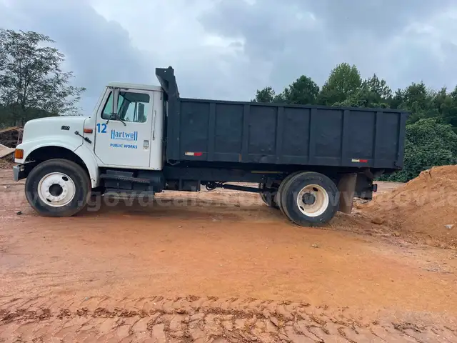 1995 International 4900