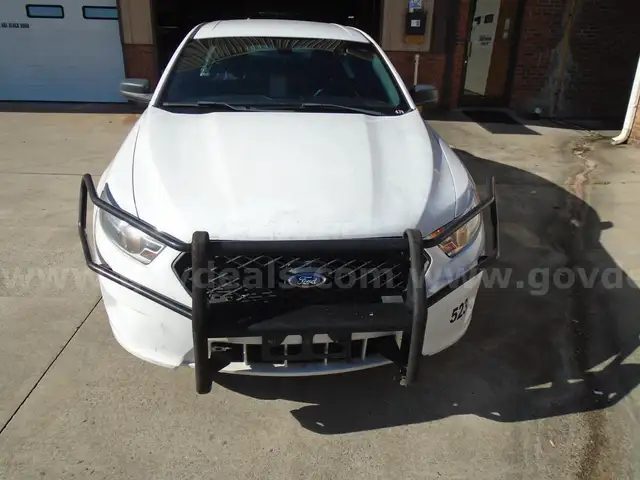 2016 Ford Taurus