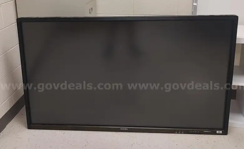 Lot of 10 Recordex ST-700 Interactive Flat Panels