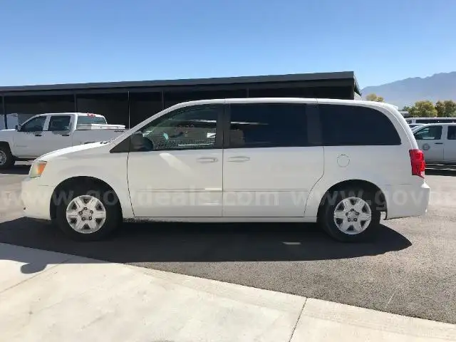 2012 DODGE GRAND CARAVAN SE