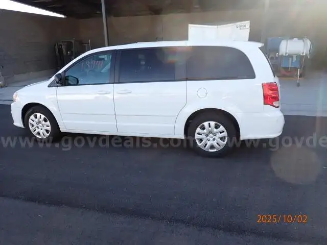 014 DODGE GRAND CARAVAN SE 7-SEATER FWD MINI VAN