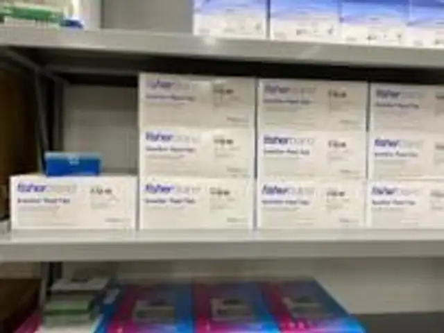 Lab Equipment Large Lot of Pipette Tip 10uL Natural Micropoint Graduated x0 CS x19 PK x5 RK