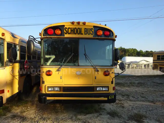 2005 Blue Bird Bus A3 RE 8400s Bus # 678