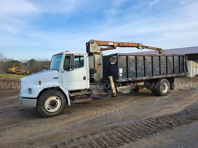 2003 Freightliner FL70 Ramer Knuckle-Boom Truck