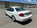 2004 Ford Taurus