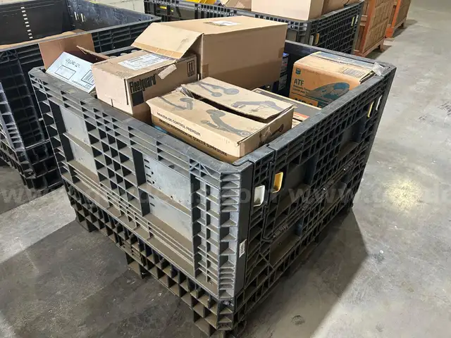 1 Lot of Miscellaneous Vehicle Parts