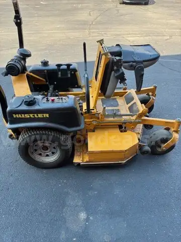 2010 Hustler Zero Turn Lawn Mower