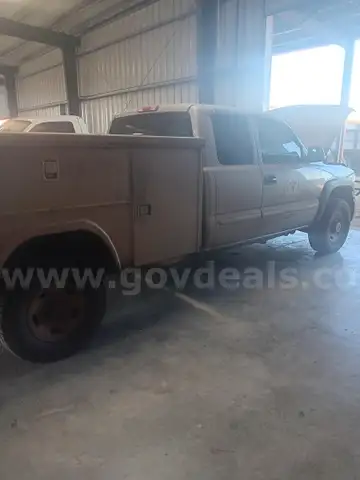 2005 GMC Sierra 2500HD