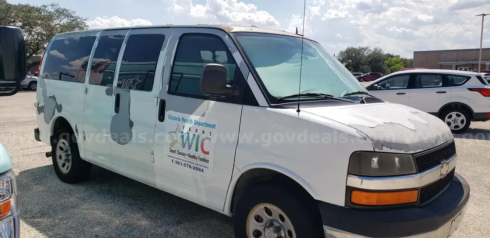 2011 CHEVROLET EXPRESS VAN