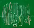 VARIOUS PIECES OF JEWELRY