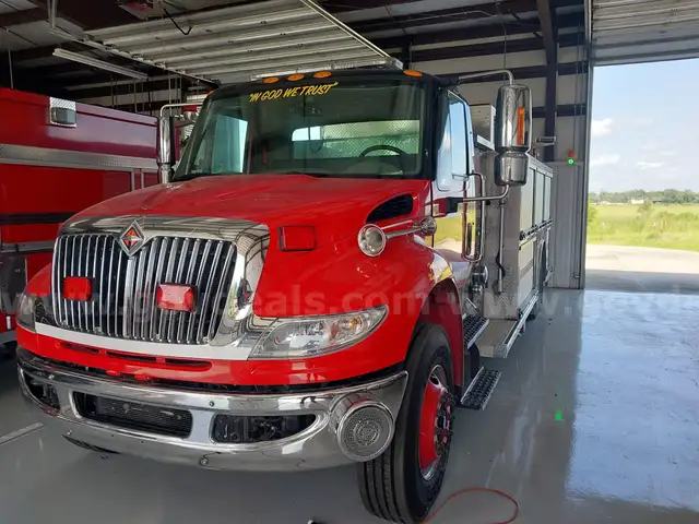 2011 Rosenbauer International Durastar 4400SBA 4X2 Pumper