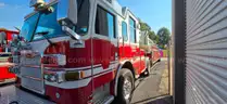 2005 Pierce Arrow XT Ladder Fire Truck Unit# 9077