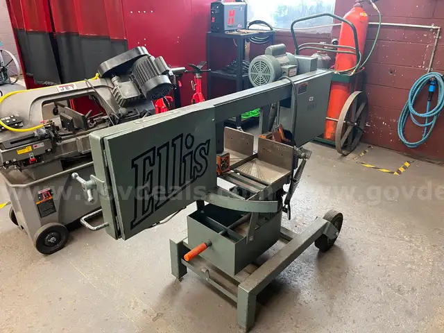 Ellis Dual Miter Band Saw