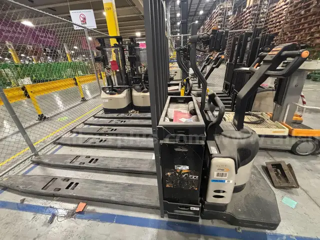 2020 Crown PE4500-80, 8,000 lb. Capacity, Electric Pallet Jack