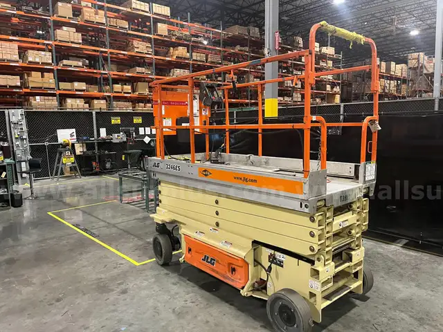 JLG 3246ES Scissor Lift