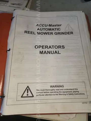 Accu-Master reel grinder