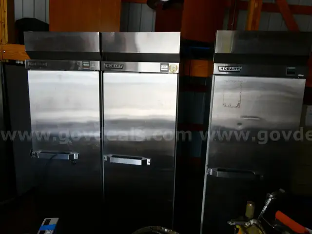 3  Hobarts