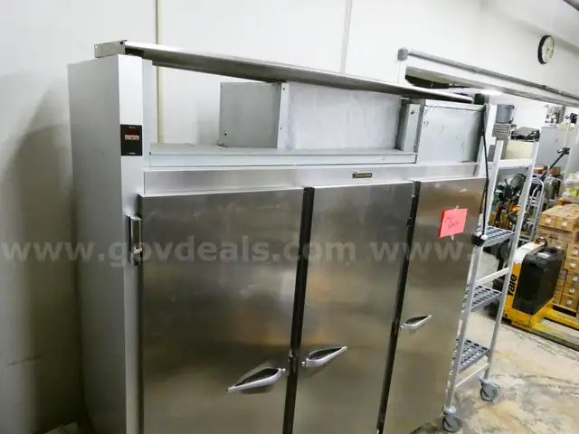 Traulsen T88183B15