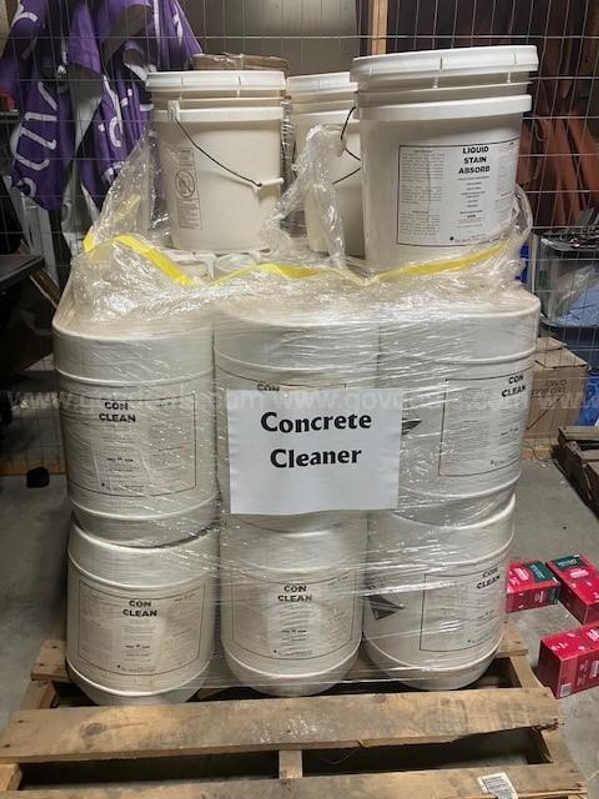 pallet-of-18-5-gallons-of-concrete-cleaner-3-5-gallons-of-liquid